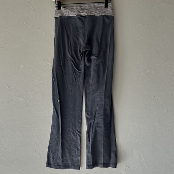 Lululemon Gray Luon Low Rise Straight Astro Pants Size 6 - Picture 8 of 11